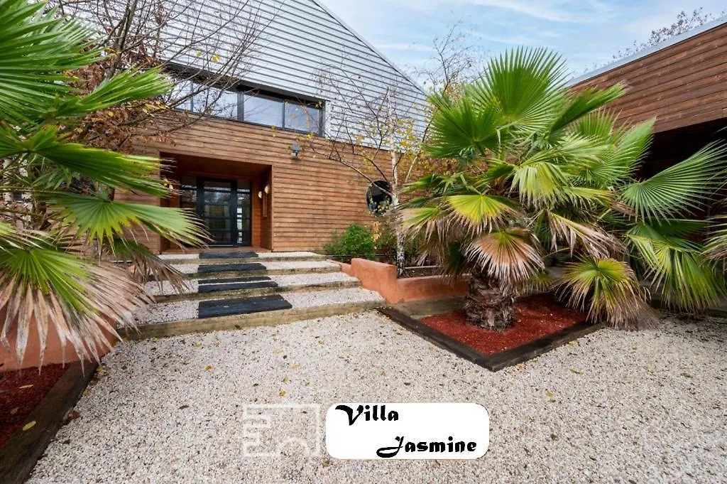 Somptueuse Villa Jasmine Saint-Meen-le-Grand